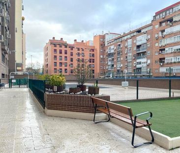 Piso de alquiler en Adelfas - Photo 5