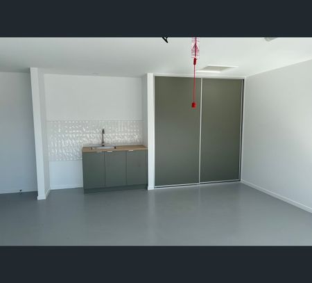 1/10 Sandwood Place, East Devonport, Tas 7310 - Photo 4