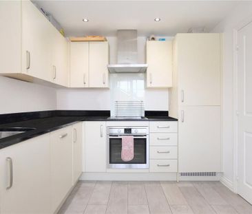 3 bedroom link detached house to rent - Photo 6