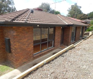 Light and bright three bedroom home. - Photo 3