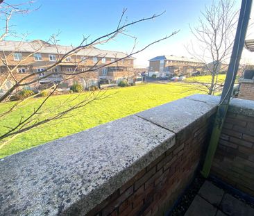 Mount Garrett Park, Tyrrelstown, Dublin 15 - Photo 5