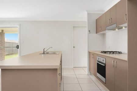 Executive family home - Photo 4