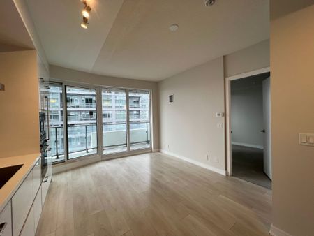 For Lease - 2221 Yonge Street Unit# 2505, Toronto, Ontario - Photo 3