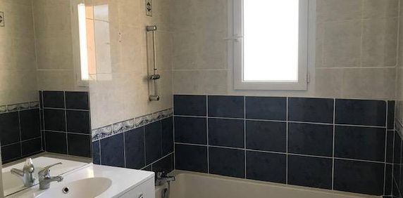 Location appartement 4 pièces 90 m² à Gravières (07140) - Photo 2