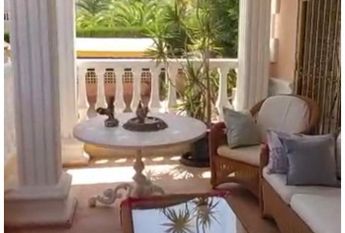 LONG TERM RENTAL. Spacious villa with 6 bedrooms for rent.