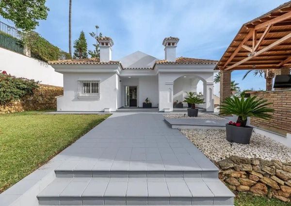 Luxury Villa for rent in Marbella Del Este, Spain