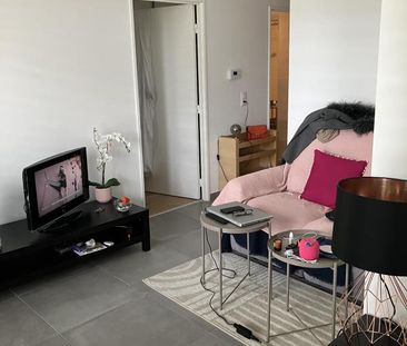 Location Appartement 2 pièces Meublé 44m² STE FOY LES LYON 69110 - Photo 3