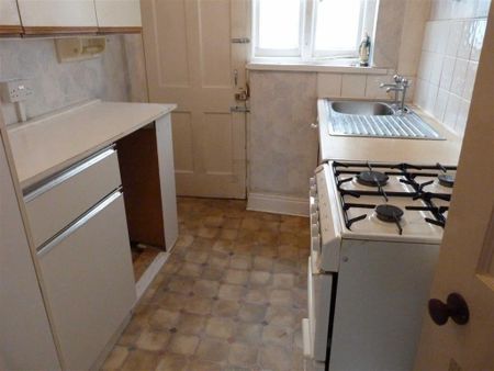 3 Bed Terraced House, Paxton Road, CV6 - Photo 5