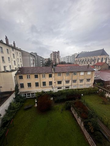 Location Appartement 2 pièces 23m² LYON 6ème - Photo 3