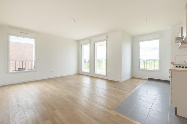 location Appartement T3 DE 67.91m² À CHESSY - Photo 1