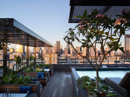 The Melbourne Residences - Unfurnished - Photo 4