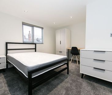 Burchett Place, Woodhouse, Leeds - Photo 6