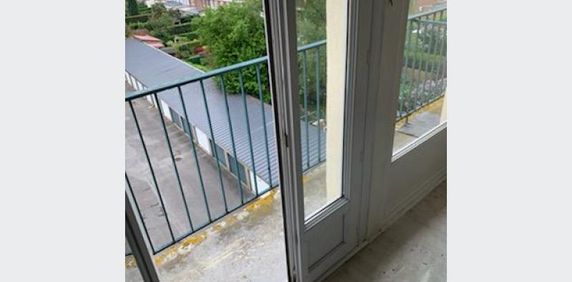 Appartement à Louer à MARCQ EN BAROEUL 1000 € - Photo 2