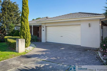 2 Redmore Court, Berwick - Photo 2