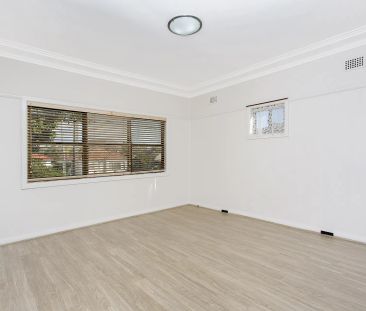 Neat 3 Bedroom House in Riverwood - Photo 3