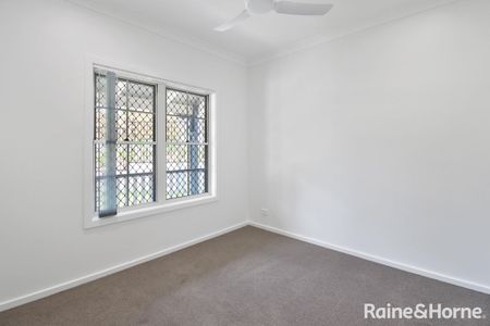 Tranquil Retreat in a Quiet Pocket at the Foothills of Mt Coot-tha - Photo 4