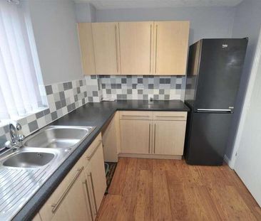 Quay House, Irlam, M44 - Photo 2