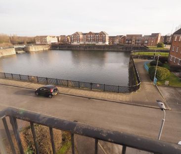 2 bedroom flat to rent - Photo 3