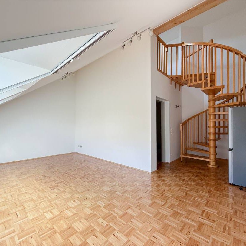 Schöne Maisonette-Wohnung mit Balkon in St. Leonhard …! - Photo 1