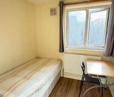 1 bedroom in a flat share to rent - Photo 5