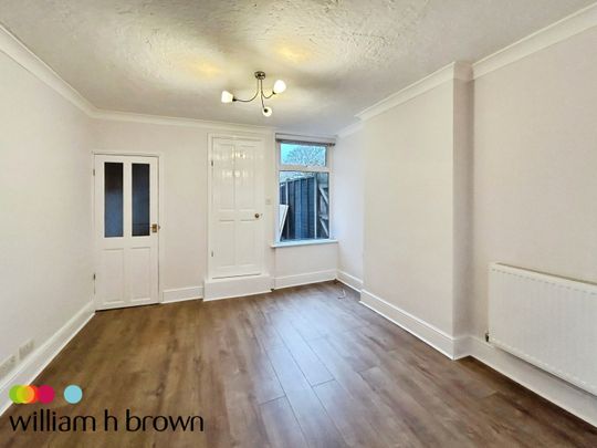 Leopold Road, Ipswich - Photo 1