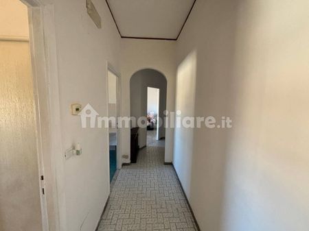 Bilocale via La Spezia 67, Centro, Ladispoli - Photo 5