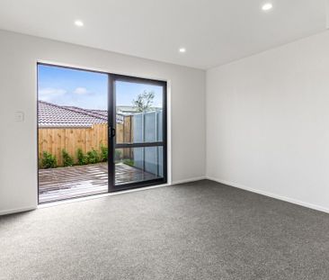 Easy Care, Brand New Townhouse - Photo 5