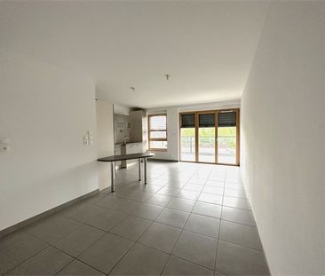 Location Appartement 3 pièces 64m² - Photo 1