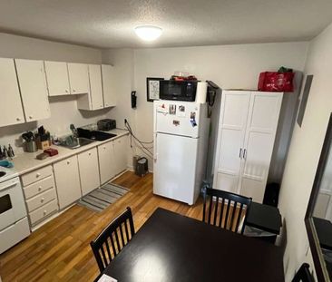 260 Conacher Dr, Unit 7, Kingston, ON - Photo 1