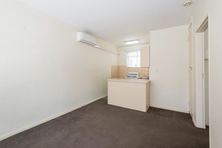 4/36 Woornack Road, Carnegie - Photo 2