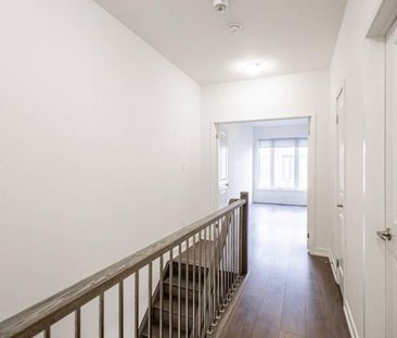 For Lease - 219 Huguenot Road, Oakville, Ontario - Photo 1