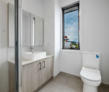 1 & 2/39 Burlington Street, Oakleigh VIC 3166 - Townhouse For Rent ... - Photo 2