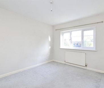 2 bedroom property to rent - Photo 4