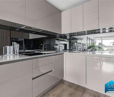 High Street, Hornsey, London, N8 - Photo 6