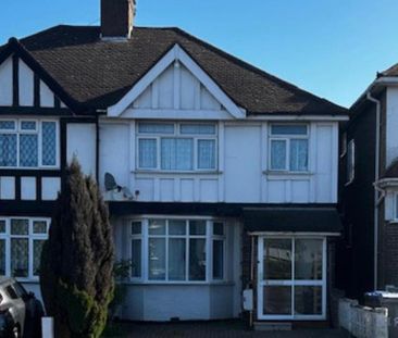 4 bedroom semi-detached house to rent - Photo 6