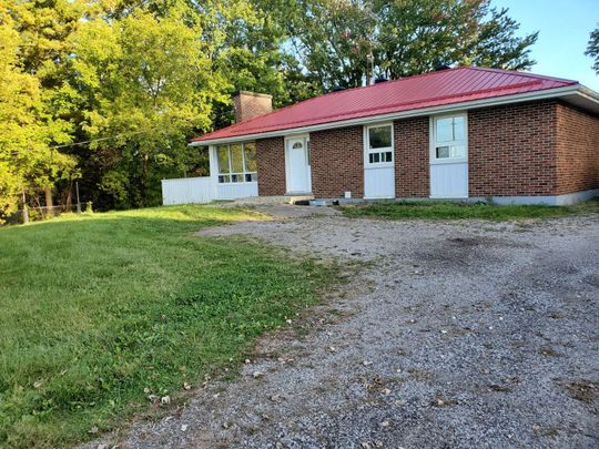 For Lease - 2413 Vivian Road Unit# (Main Floor), Whitchurch-Stouffville, Ontario - Photo 1