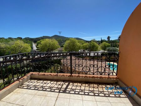 Location Appartement 2 pièces 39m² ST CYR SUR MER 83270 - Photo 3