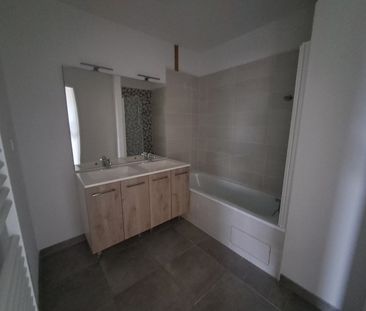 Location Appartement 3 pièces 66m² EAUNES 31600 - Photo 6