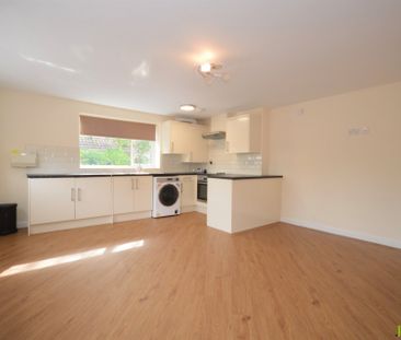 Craven Avenue, Binley Woods, Coventry, CV3 2JT - Photo 6