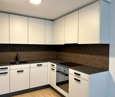 Hochwertig sanierte Wohnung mit Balkon beim Wiesenplatz - Photo 3