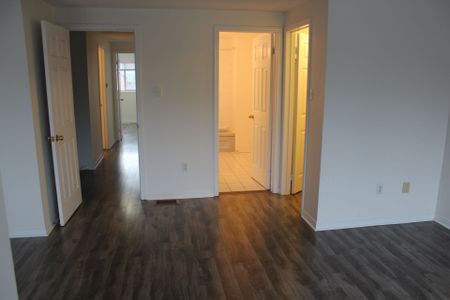 For Lease - 2550 Thomas Street Unit# 27, Mississauga, Ontario - Photo 3