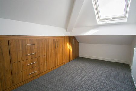 3 Bedroom Flat to LET on Garstang Road - Photo 2