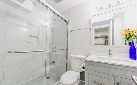 For Lease - 122 Bonnie Braes Drive, Brampton, Ontario - Photo 3