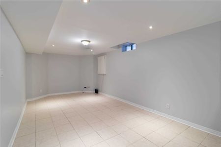 For Lease - 19 Cranberry Drive Unit# Basement, Toronto, Ontario - Photo 2