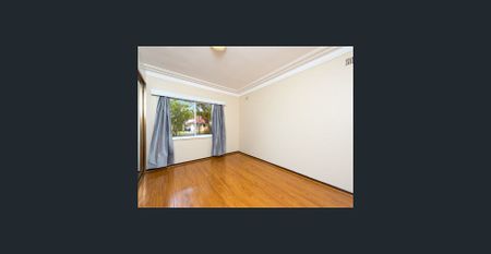 Charming Home In Sought After Street - Photo 2
