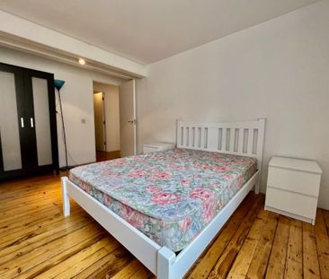 3 bedroom flat to rent - Photo 6