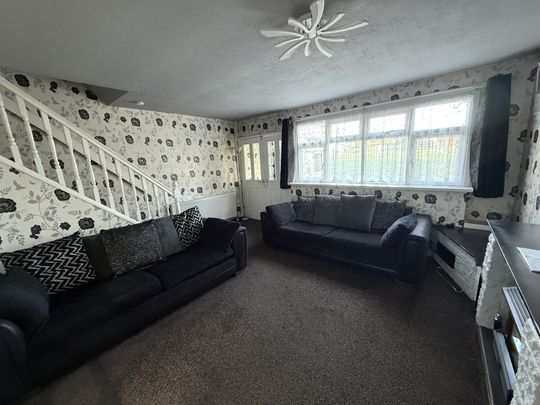 3 bedroom house to rent - Photo 1