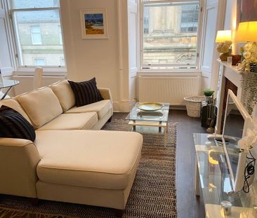 2 Bed Flat, Lynedoch Street, G3 - Photo 1