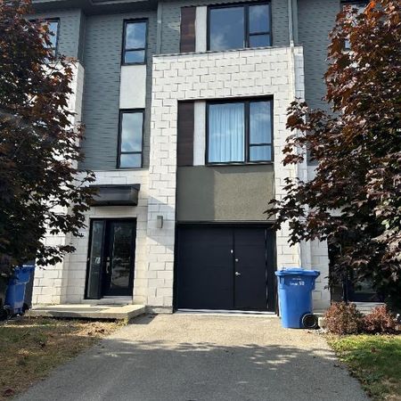 Maison en rangée à louer grand 6-1/2 semi meublé - Photo 4