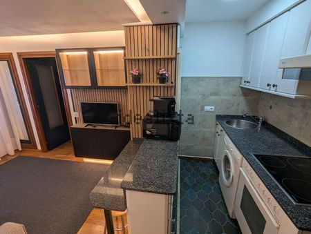 Alquiler de piso en Alonso Quintanilla, 3 - Photo 3